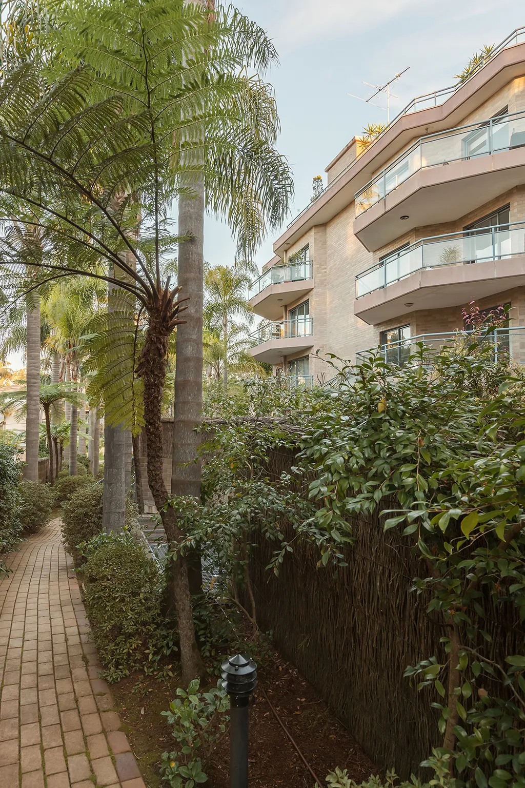 Bellaire — image 2